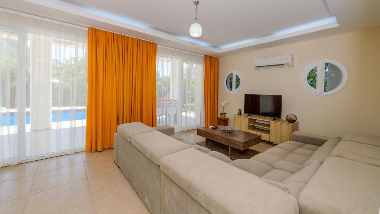 Musa - 5 Bedroom Holiday Villa In Hisaronu Фетие Екстериор снимка